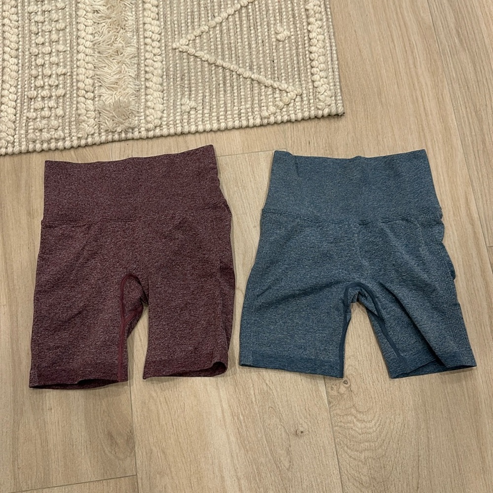 2 SHEIN biker shorts with butt scrunches, size small